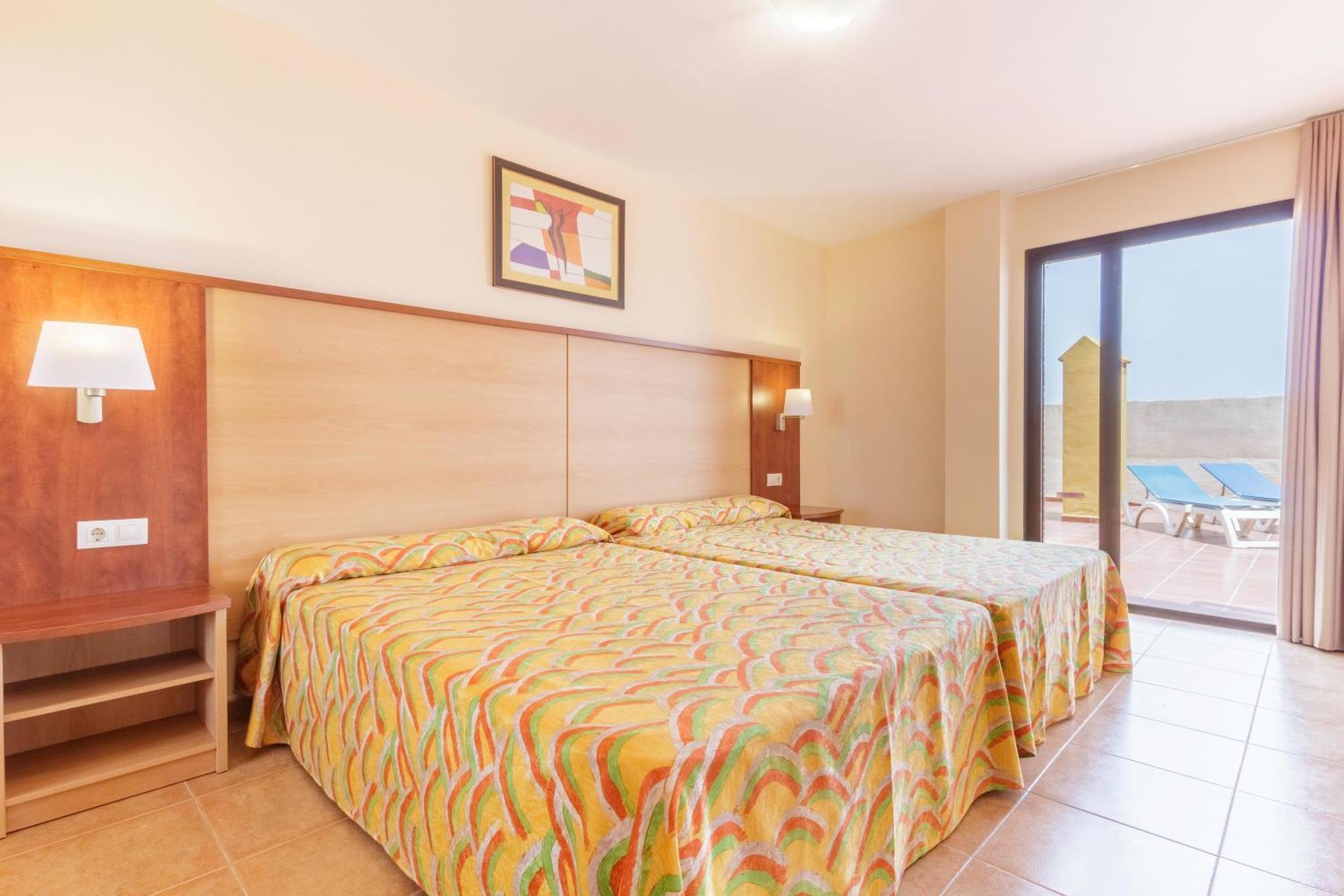 Apartamentos Best Alcazar La Herradura  Eksteriør bilde